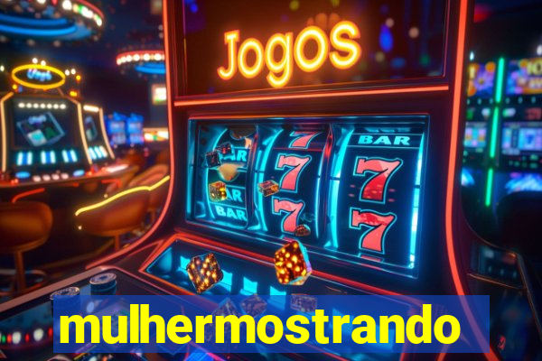 mulhermostrandoopeito